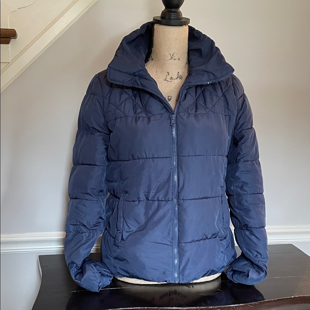 Women’s Classic Navy Blue Puffer Jacket